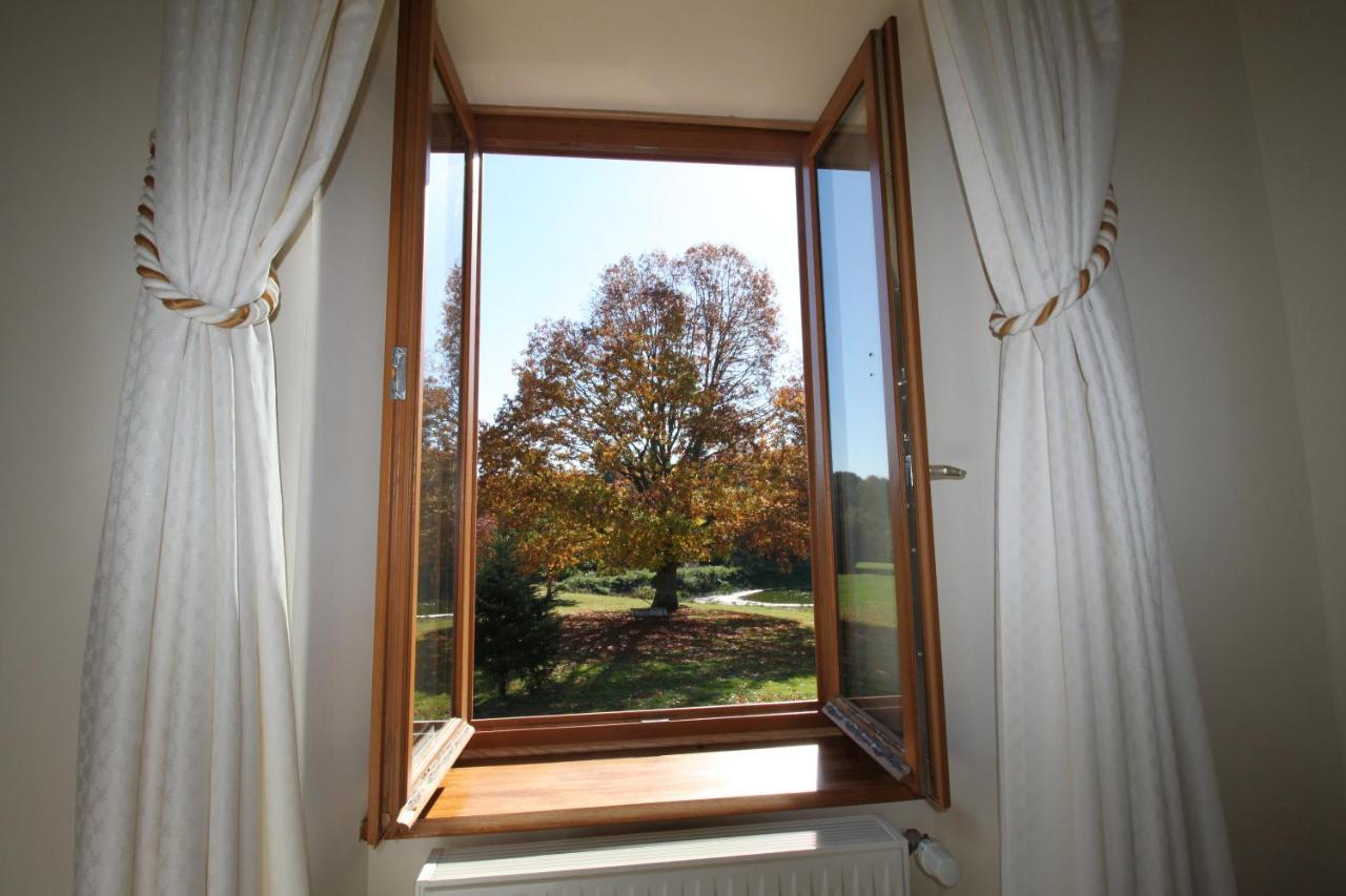 Domaine Les Ourgeaux Hotel Pagéas Екстериор снимка